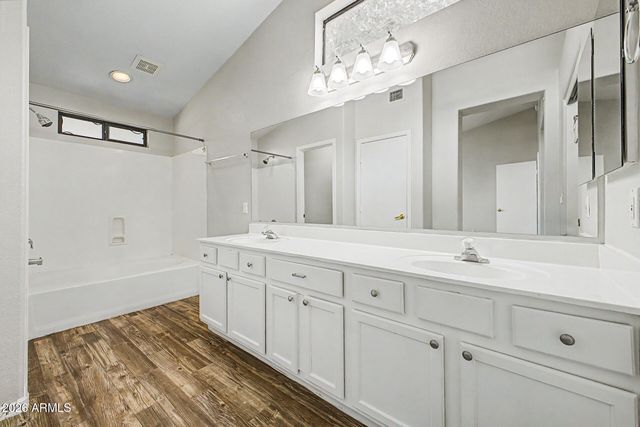 2463 E LONGHORN Place, Chandler, AZ 85286