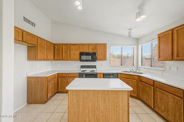 2463 E LONGHORN Place, Chandler, AZ 85286