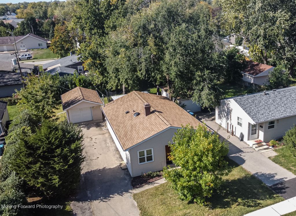 1574 HIGHLAND Avenue, Glendale Heights, IL 60139 — exterior