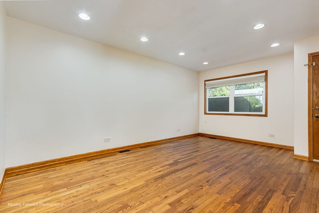 1574 HIGHLAND Avenue, Glendale Heights, IL 60139 — photo 5