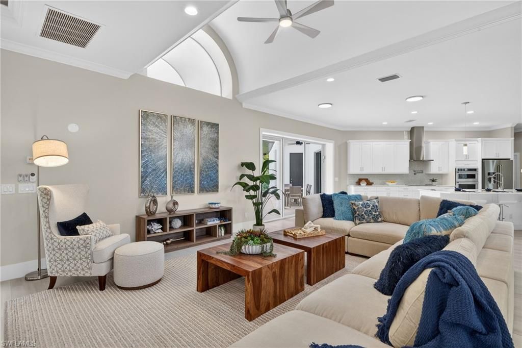6461 Livingston Woods LN, NAPLES, FL 34109 — photo 4
