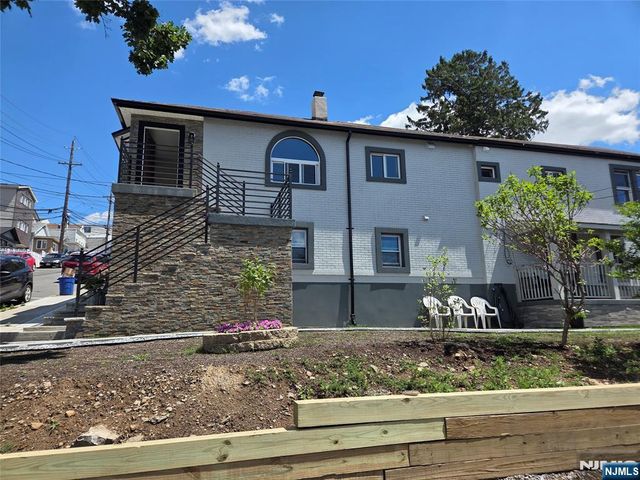 1513 67th Street 2nd Floor, North Bergen, NJ 07047