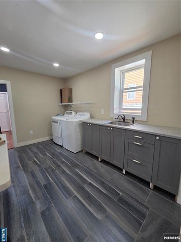 1513 67th Street 2nd Floor, North Bergen, NJ 07047