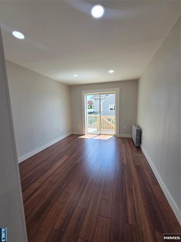 1513 67th Street 2nd Floor, North Bergen, NJ 07047
