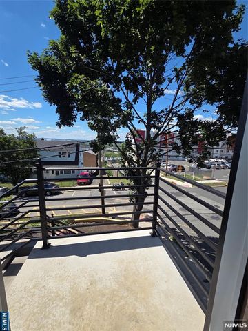 1513 67th Street 2nd Floor, North Bergen, NJ 07047