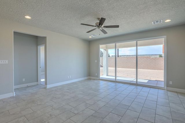 6705 SYDNEY Drive NE, Rio Rancho, NM 87144