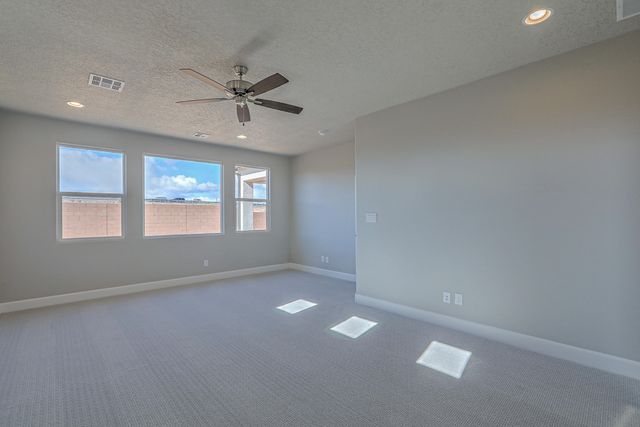 6705 SYDNEY Drive NE, Rio Rancho, NM 87144