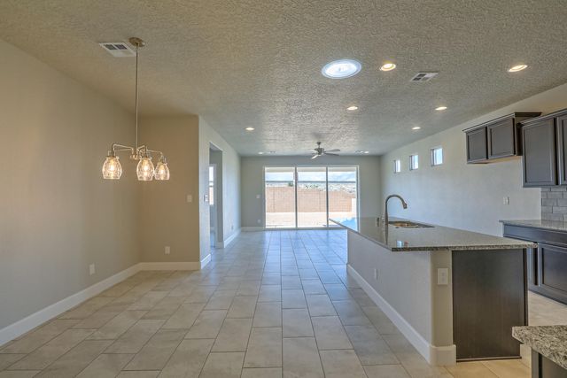 6705 SYDNEY Drive NE, Rio Rancho, NM 87144