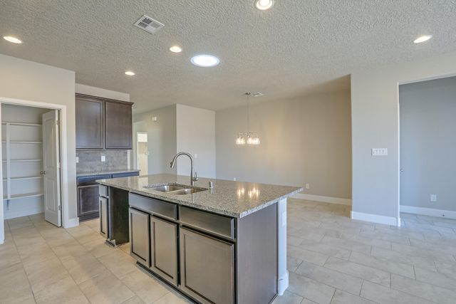 6705 SYDNEY Drive NE, Rio Rancho, NM 87144