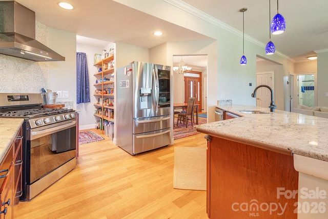 125 Ivy Meadows Drive, Weaverville, NC 28787