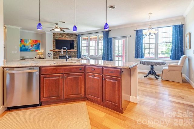 125 Ivy Meadows Drive, Weaverville, NC 28787