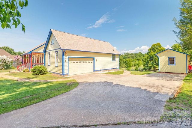 125 Ivy Meadows Drive, Weaverville, NC 28787