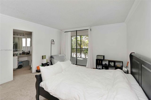 20381 NE 30th Ave 220-7, Aventura, FL 33180