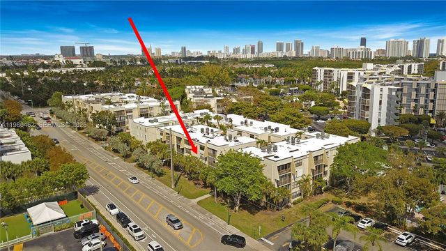 20381 NE 30th Ave 220-7, Aventura, FL 33180