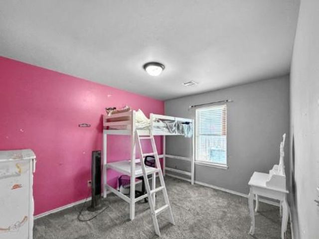 902 Lost Oak Drive, Guthrie, OK 73044
