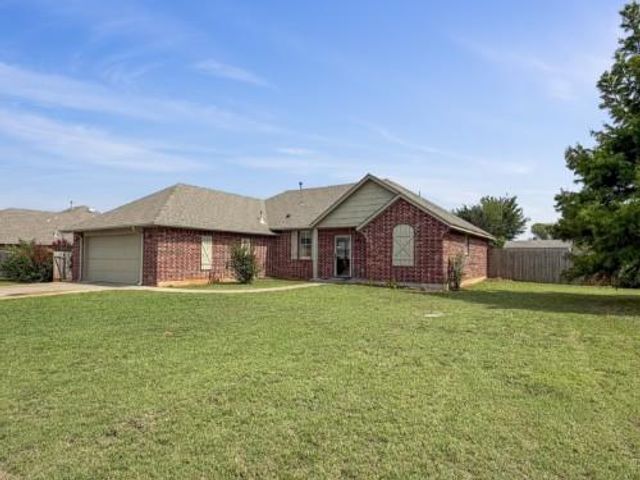 902 Lost Oak Drive, Guthrie, OK 73044