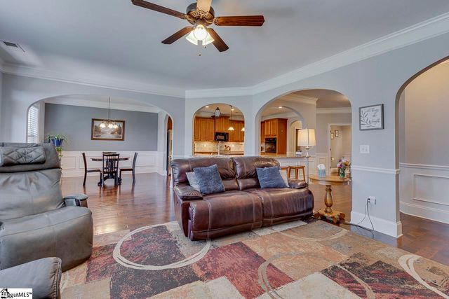 198 Harbrooke Circle, Greer, SC 29651