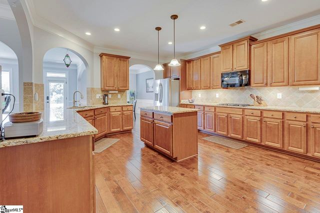 198 Harbrooke Circle, Greer, SC 29651