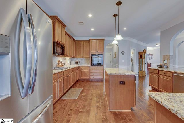 198 Harbrooke Circle, Greer, SC 29651