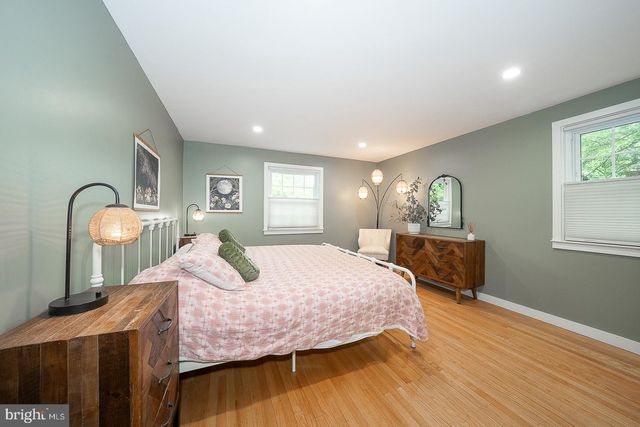 675 WALLACE DR, Wayne, PA 19087