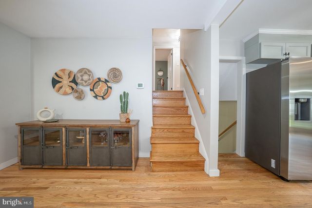 675 WALLACE DR, Wayne, PA 19087