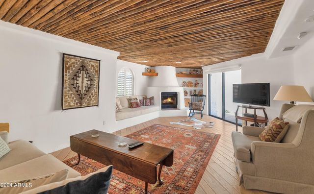 2626 E ARIZONA BILTMORE Circle 32, Phoenix, AZ 85016
