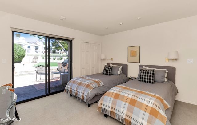2626 E ARIZONA BILTMORE Circle 32, Phoenix, AZ 85016
