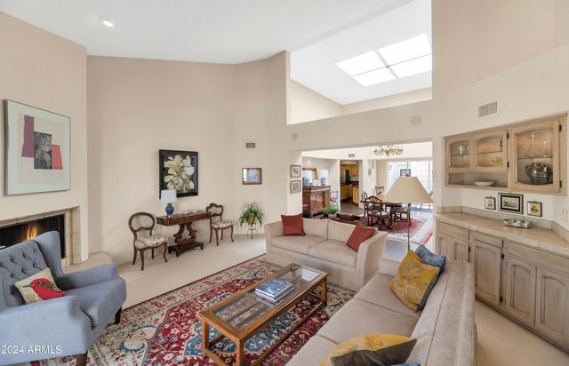 2626 E ARIZONA BILTMORE Circle 32, Phoenix, AZ 85016