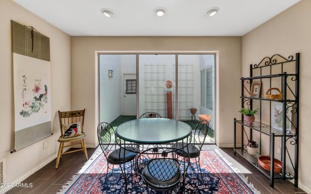2626 E ARIZONA BILTMORE Circle 32, Phoenix, AZ 85016