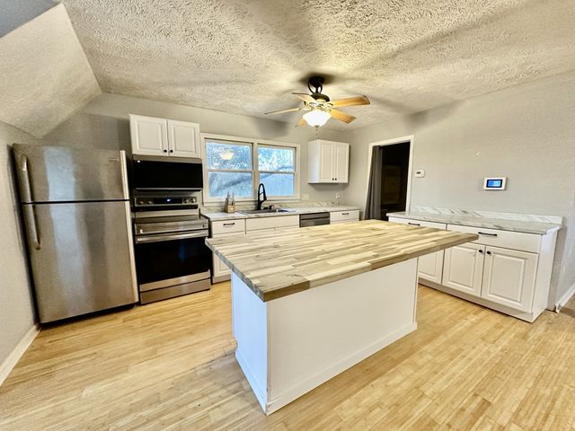 4036 Vernon Creek Rd, Cunningham, TN 37052