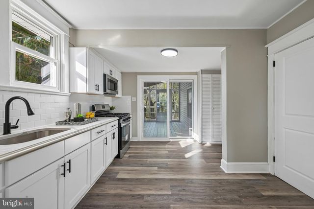 246 BRIAR HILL LN, Woodbury, NJ 08096