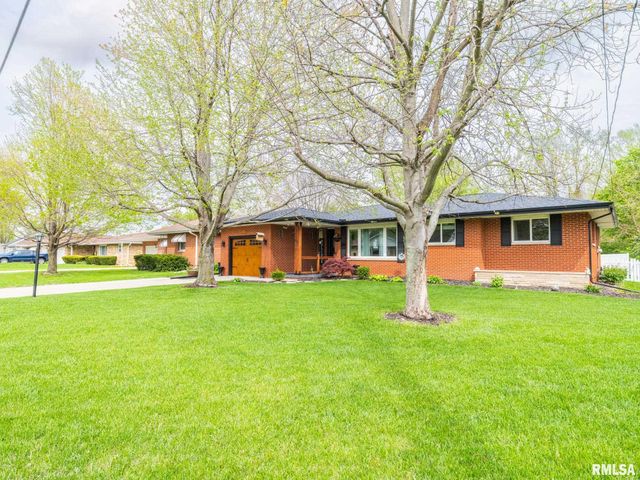 800 S KICKAPOO Lane, Peoria, IL 61604