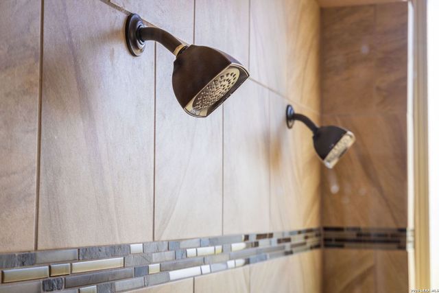 1208 Decanter Dr., New Braunfels, TX 78132