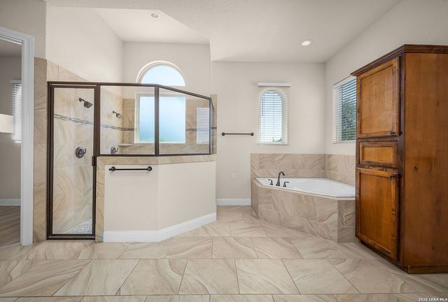 1208 Decanter Dr., New Braunfels, TX 78132