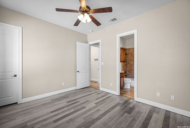 1208 Decanter Dr., New Braunfels, TX 78132