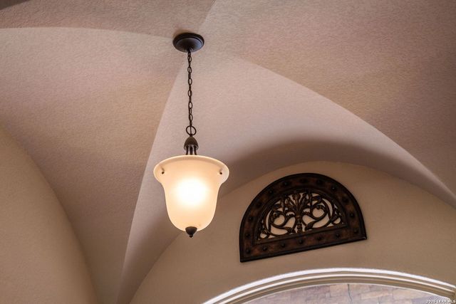 1208 Decanter Dr., New Braunfels, TX 78132