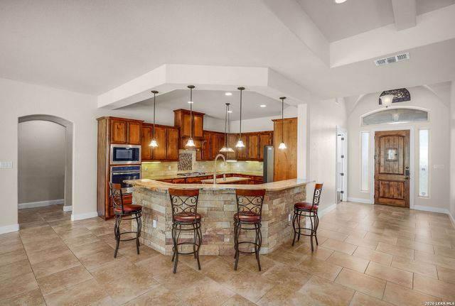 1208 Decanter Dr., New Braunfels, TX 78132