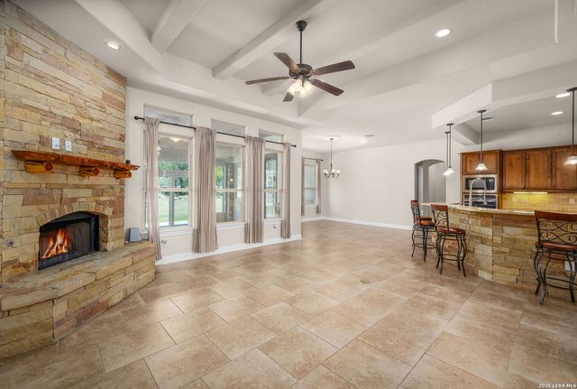 1208 Decanter Dr., New Braunfels, TX 78132