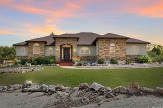 1208 Decanter Dr., New Braunfels, TX 78132