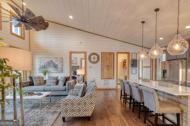 1083 Synacia Drive, Mineral Bluff, GA 30559