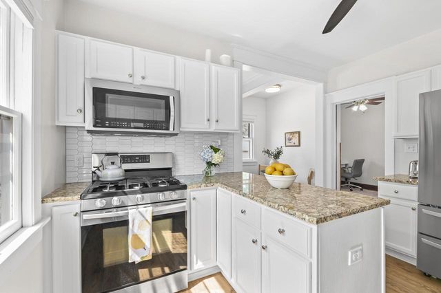2213 N 65th STREET, Wauwatosa, WI 53213