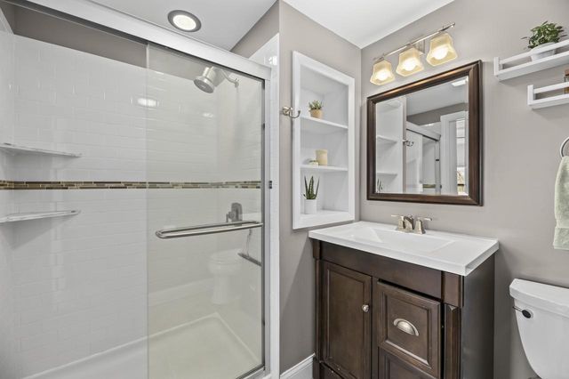 2213 N 65th STREET, Wauwatosa, WI 53213