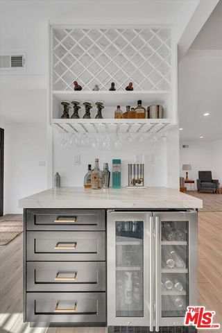 9449 Forbes Avenue, Los Angeles, CA 91343