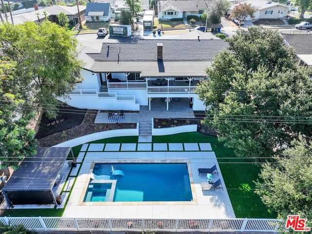 9449 Forbes Avenue, Los Angeles, CA 91343