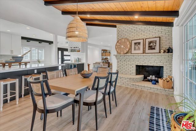9449 Forbes Avenue, Los Angeles, CA 91343