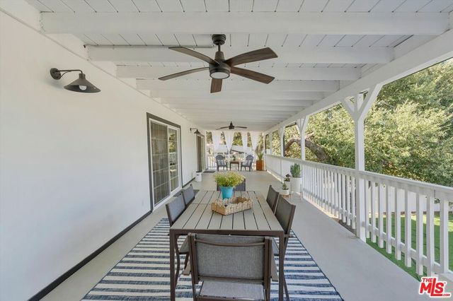 9449 Forbes Avenue, Los Angeles, CA 91343