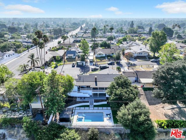 9449 Forbes Avenue, Los Angeles, CA 91343