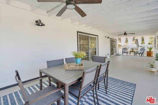 9449 Forbes Avenue, Los Angeles, CA 91343