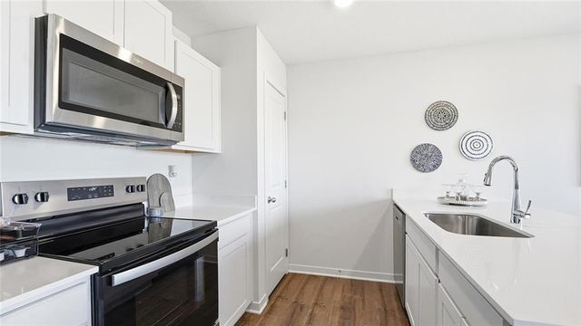 20930 W 217th Street, Spring Hill, KS 66083