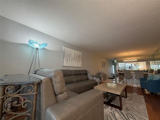 2304 Lucaya Lane L4, Coconut Creek, FL 33066